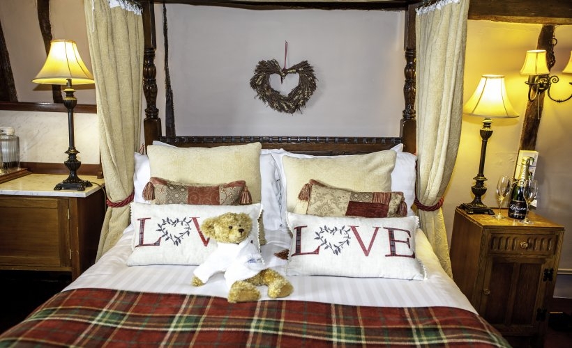 Hotel Rye - Tudor four poster room